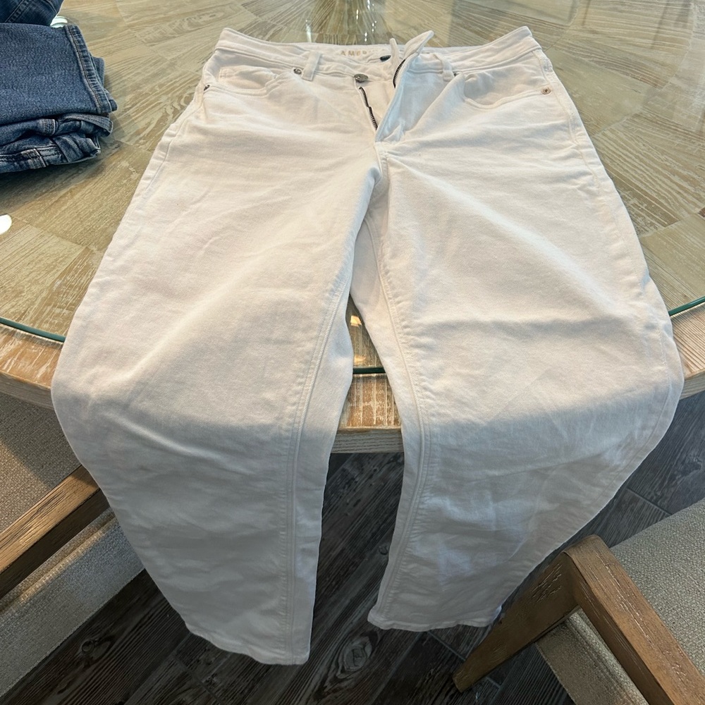 American Eagle women’s Mom Jean stretch size 10 regular